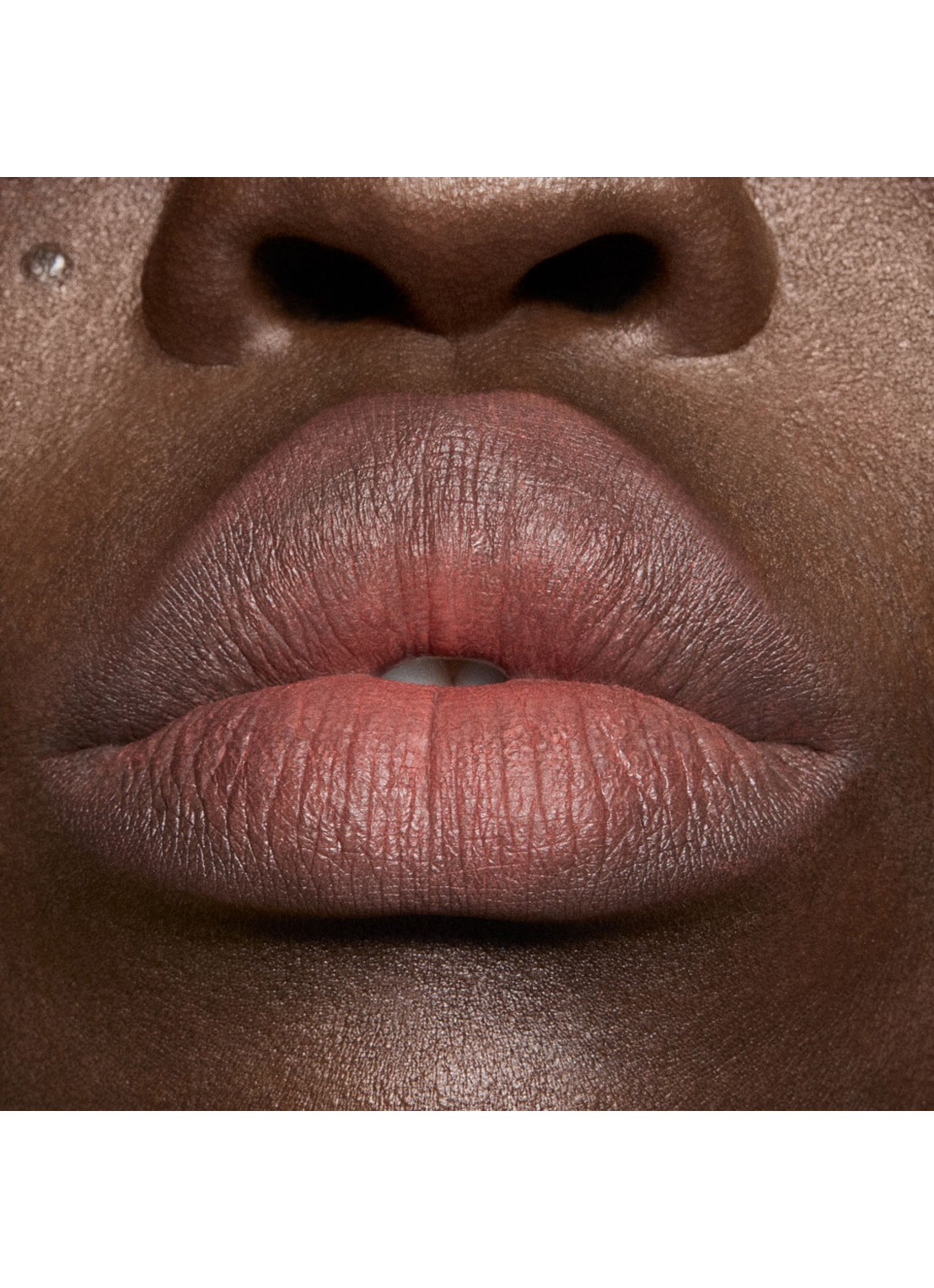 M·A·C Powder Kiss Hazy Matte Lipstick - detail 5 mull it over