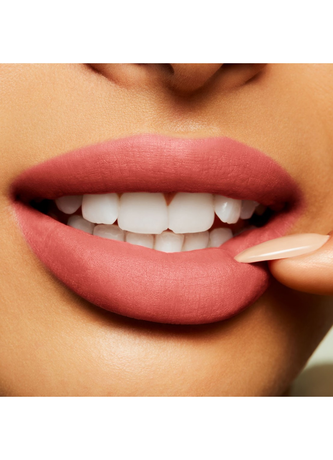 M·A·C Powder Kiss Lip + Cheek Mousse - lipstick - detail 2 date-maker