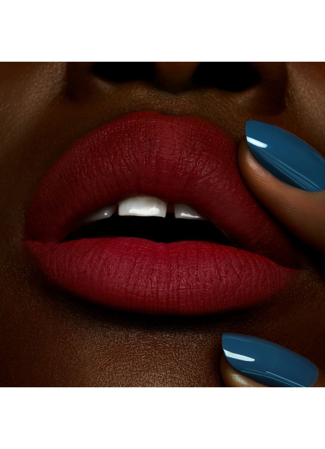 M·A·C Powder Kiss Lip + Cheek Mousse - lipstick - detail 5 fashion emergency