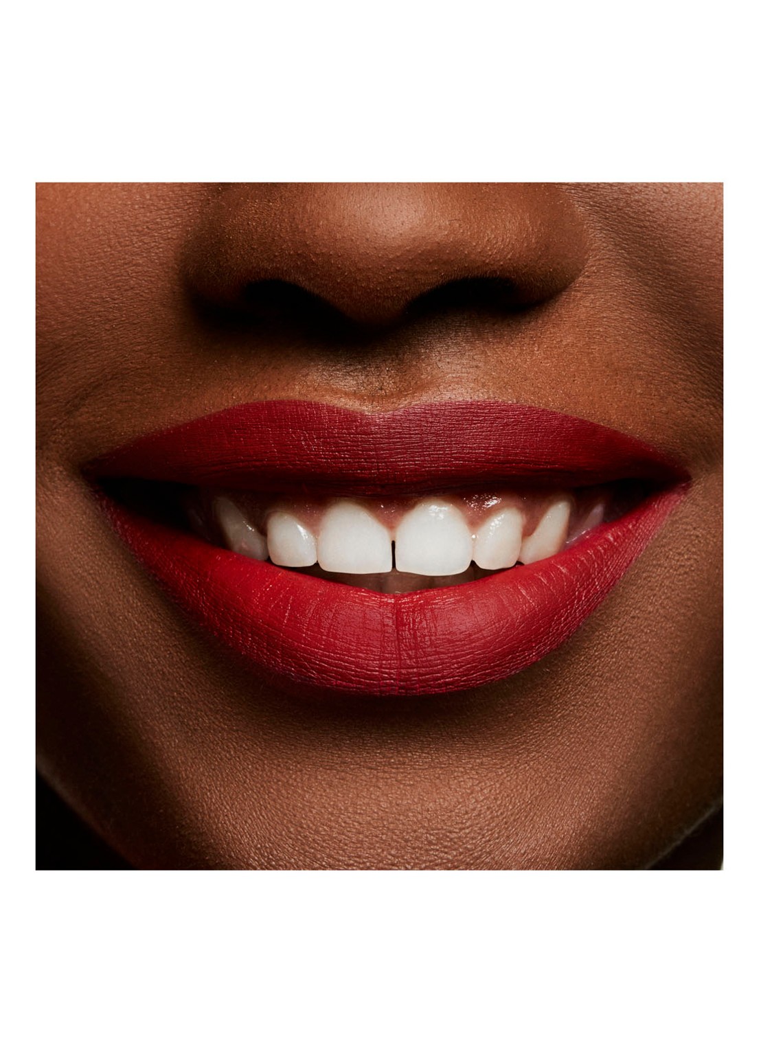 M·A·C Powder Kiss Lipstick - detail 3 devoted to chili