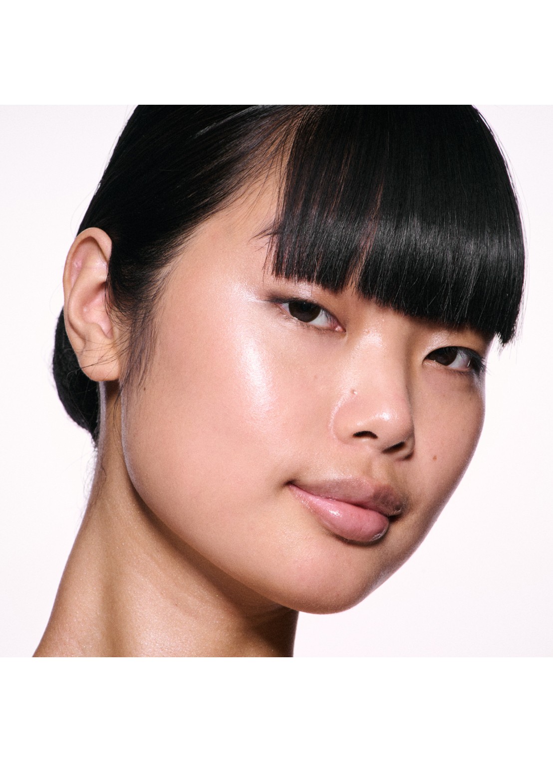 M·A·C Skinfinish Lightstruck Liquid Highlighter - detail 5 lightscapade