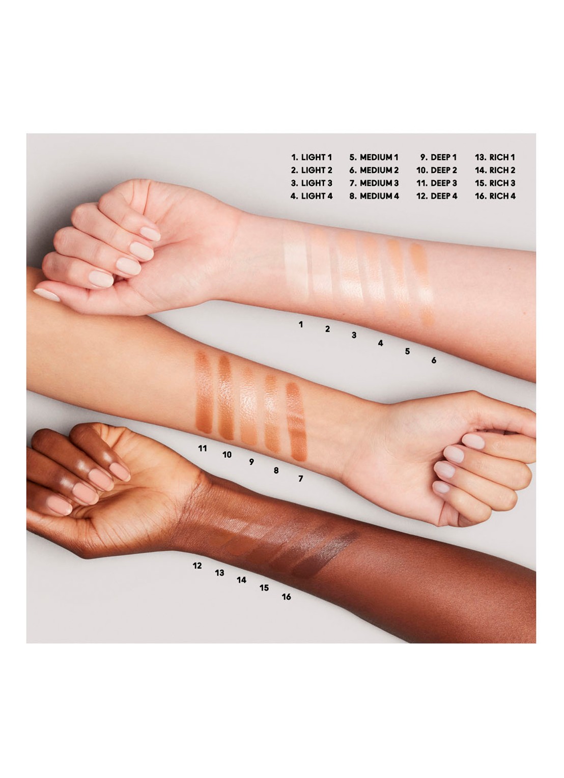 M·A·C Strobe Dewy Skin Tint - getinte moisturizer - detail 4 4 light