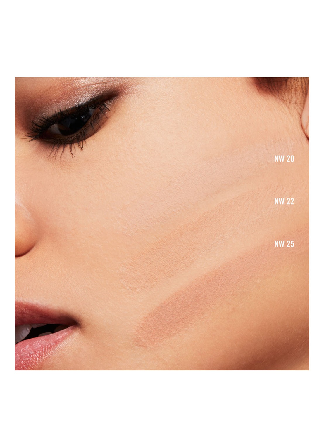 M·A·C Studio Fix Powder Plus Foundation - detail 4 nw20