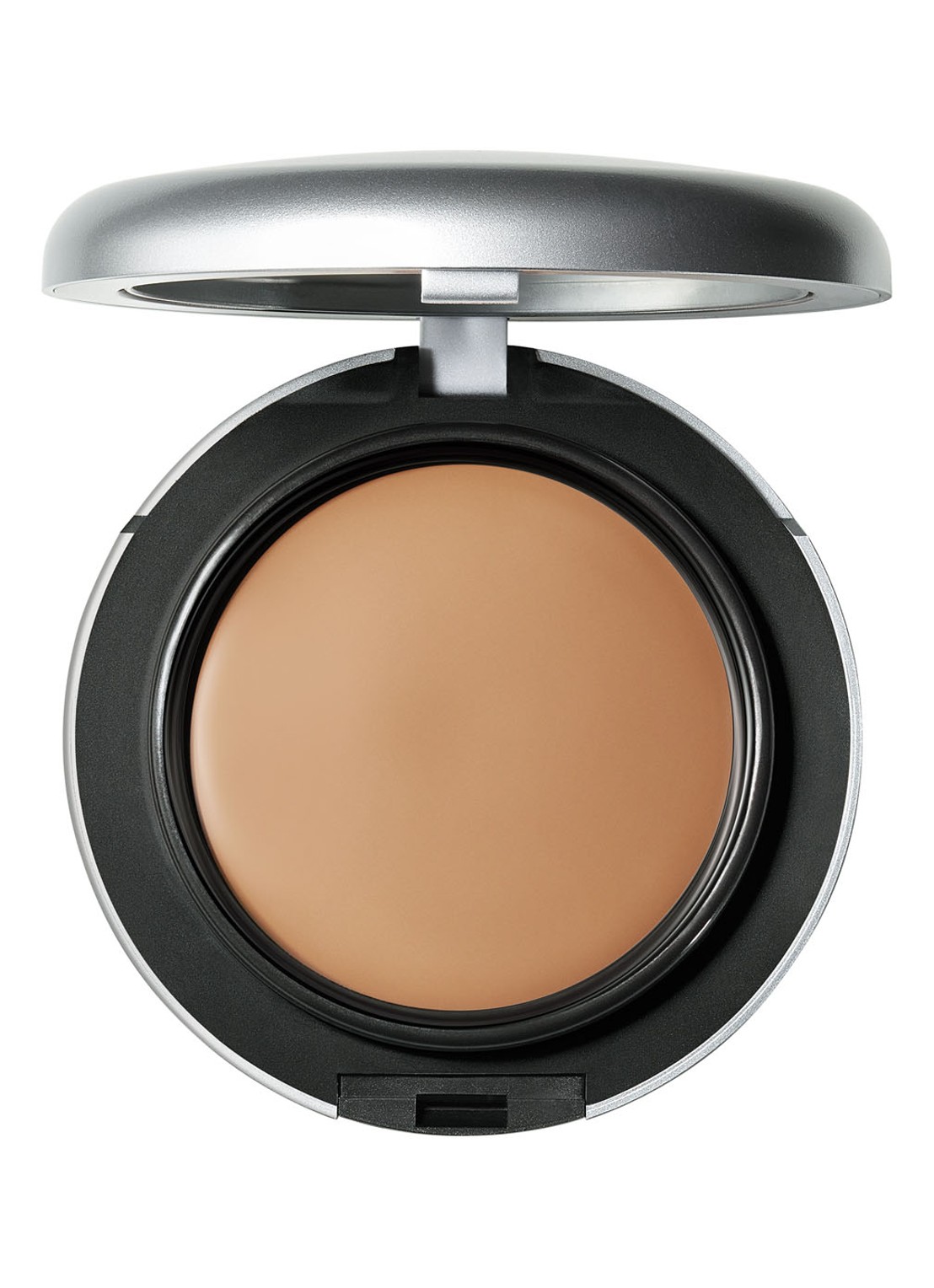 M·A·C Studio Fix Tech Cream-to-Powder Foundation - detail 4 nc15