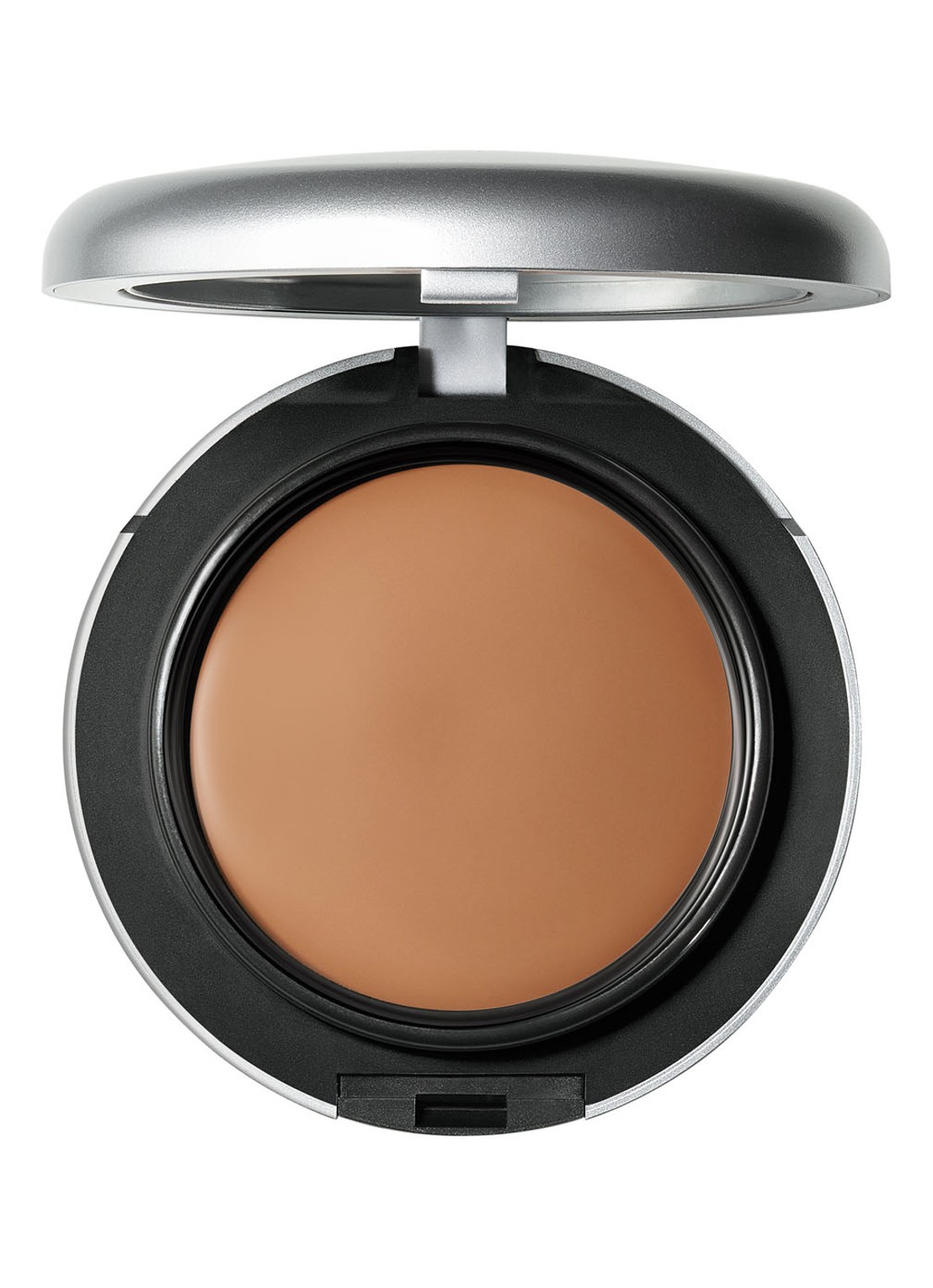 M·A·C Studio Fix Tech Cream-to-Powder Foundation - detail 2 nc30