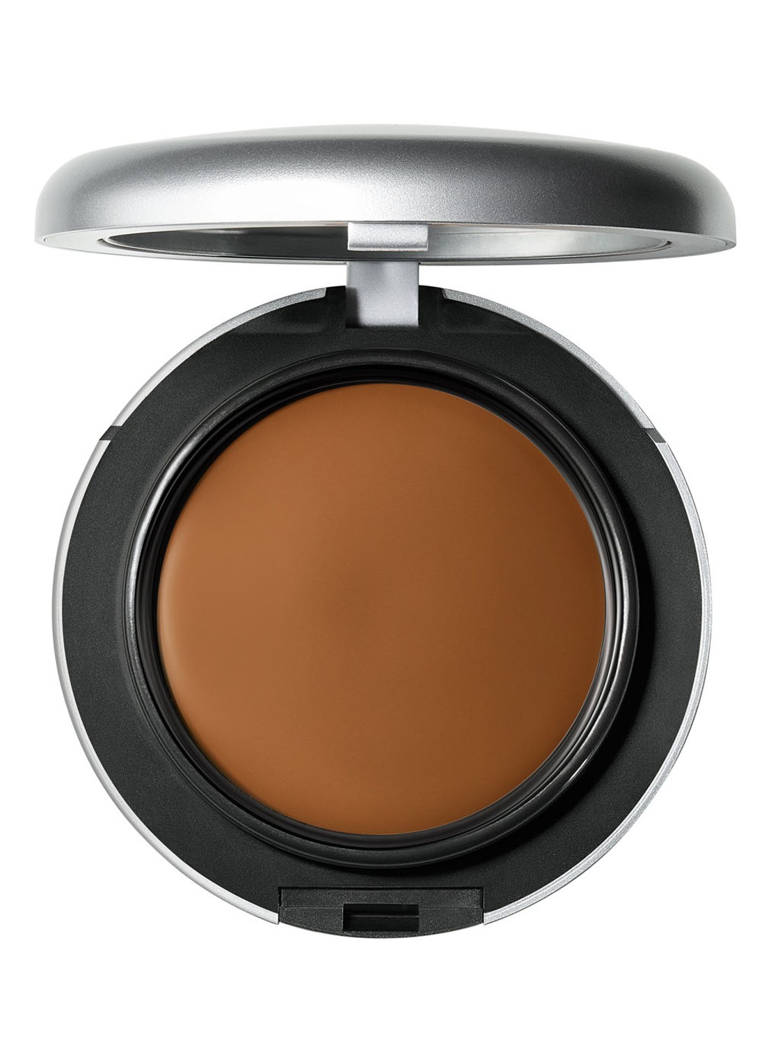M·A·C Studio Fix Tech Cream-to-Powder Foundation - detail 4 nc40