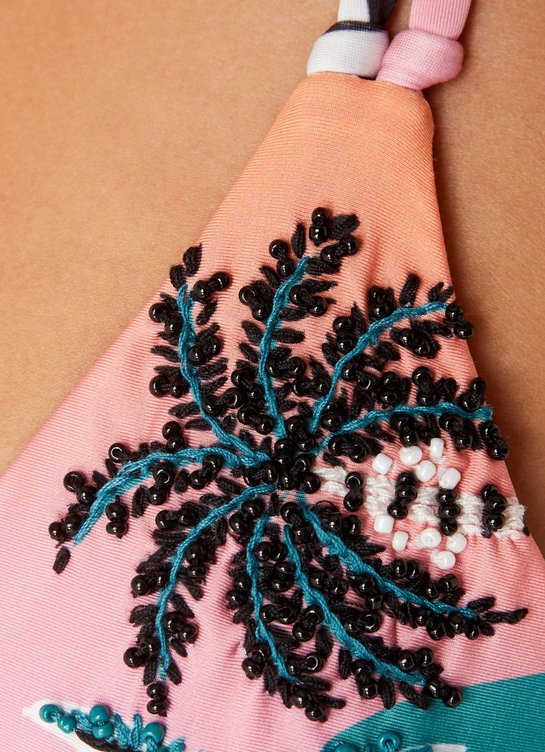 MAAJI Aloha View Brenda triangel bikinitop met uitneembare vulling - detail 4 groen