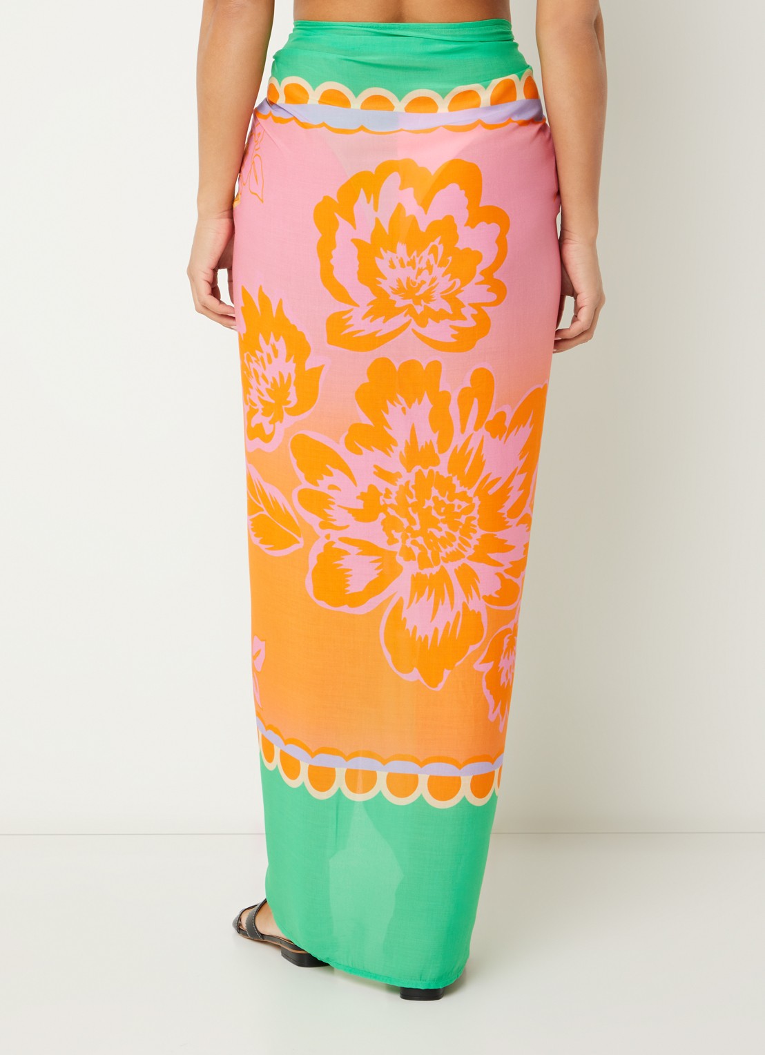MAAJI Floating Blooms pareo 155 cm x 125 cm - achterkant 4 groen