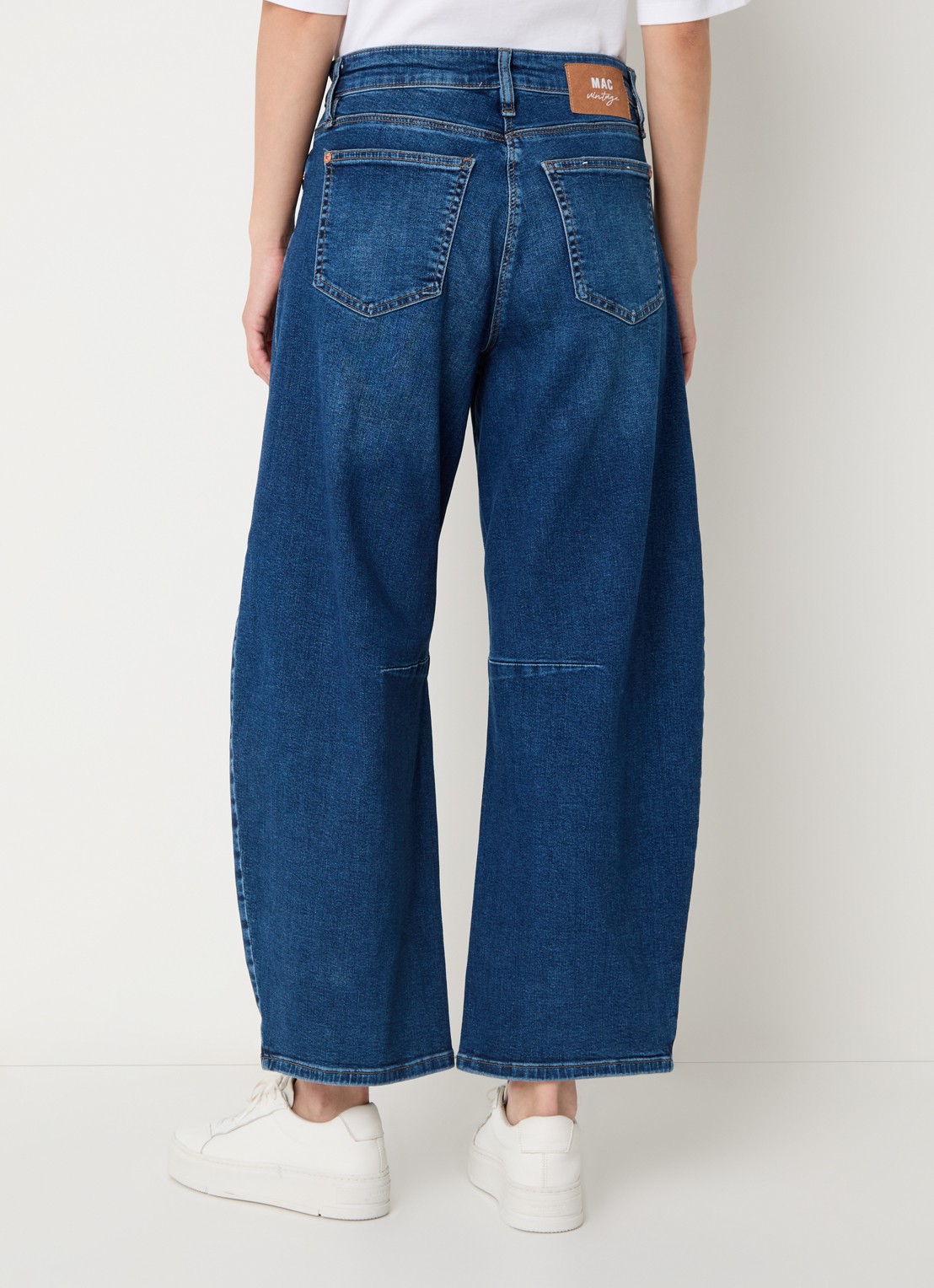 MAC Jeans Dakota high waist balloon fit jeans met steekzakken - achterkant indigo