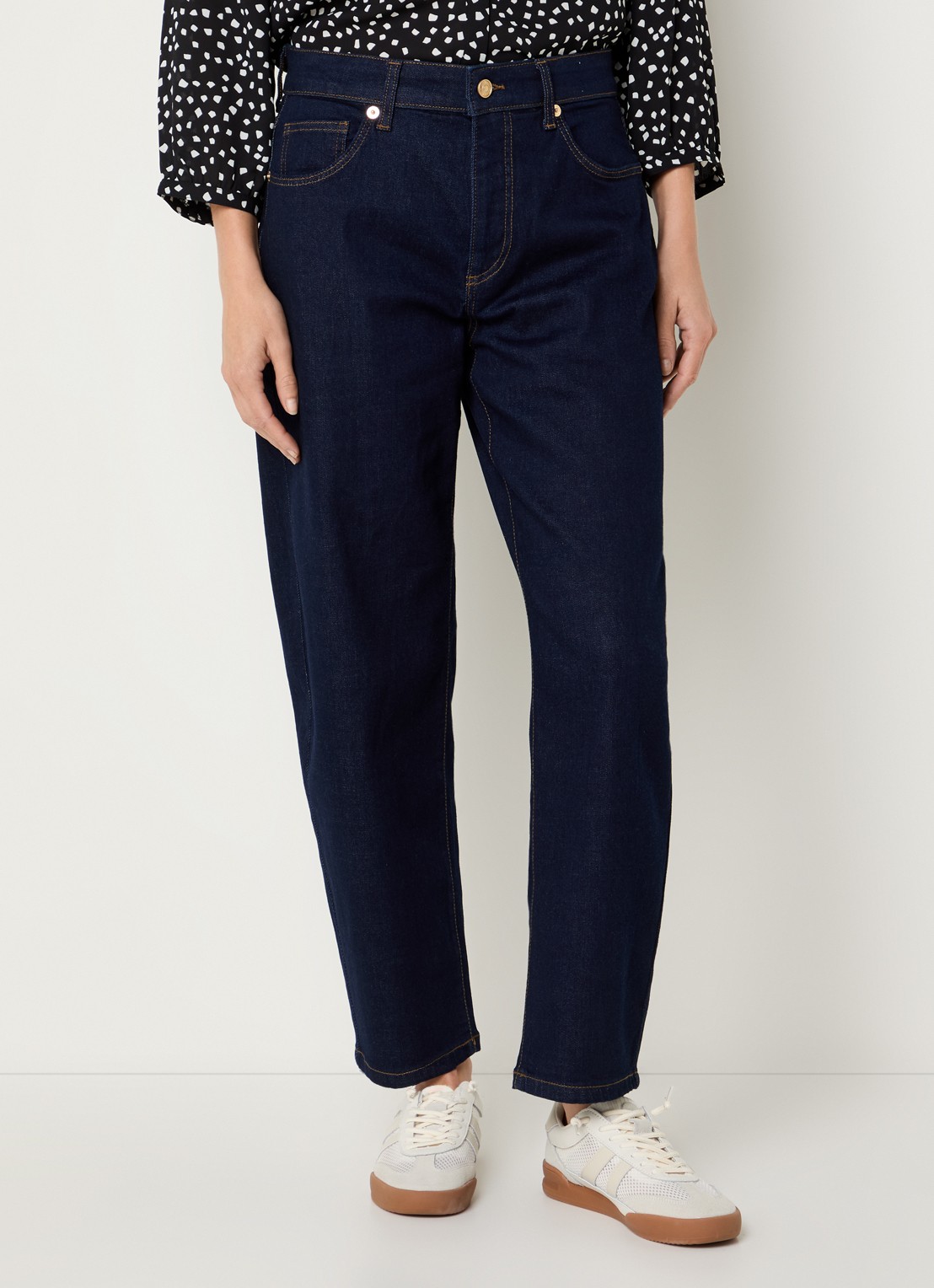 MAC Jeans Danni high waist tapered jeans met donkere wassing - detail 4 donkerblauw