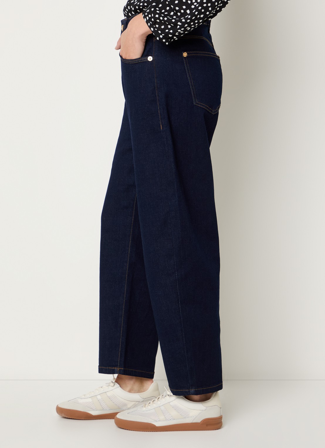 MAC Jeans Danni high waist tapered jeans met donkere wassing - detail 5 donkerblauw
