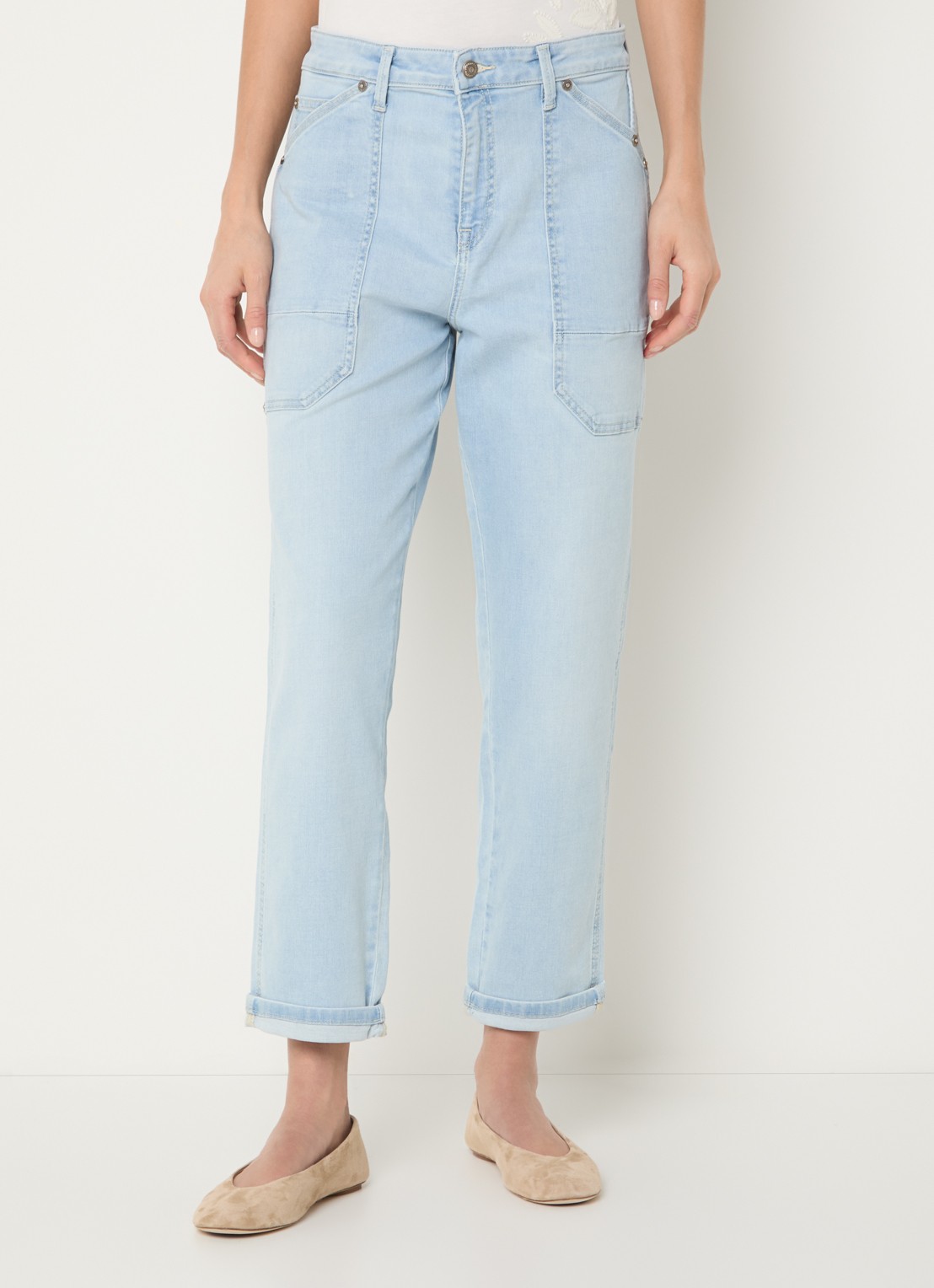MAC Jeans Iowa high waist wide leg jeans met donkere wassing - detail 3 lichtblauw