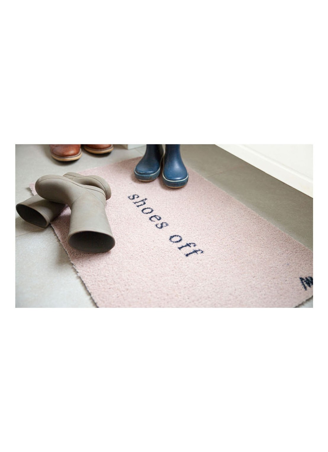 Mad About Mats Anouk deurmat 50 x 75 cm - voorkant 2 lichtroze