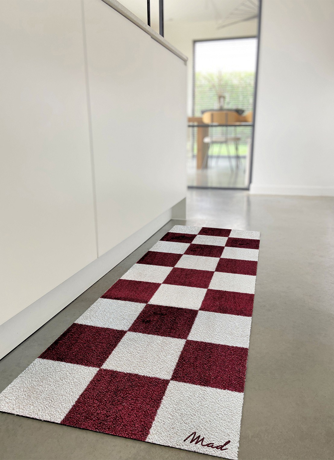 Mad About Mats Dizzy universele mat 50 x 150 cm - detail bordeauxrood