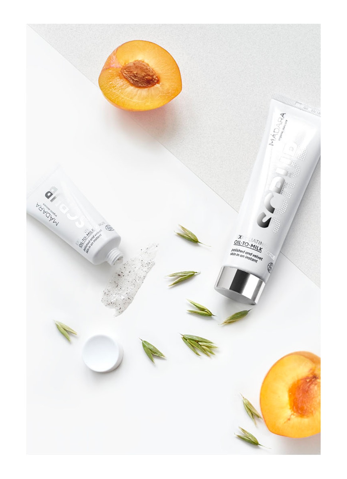 Mádara Exfoliating oil-to-milk scrub - scrub - voorkant 3 undefined