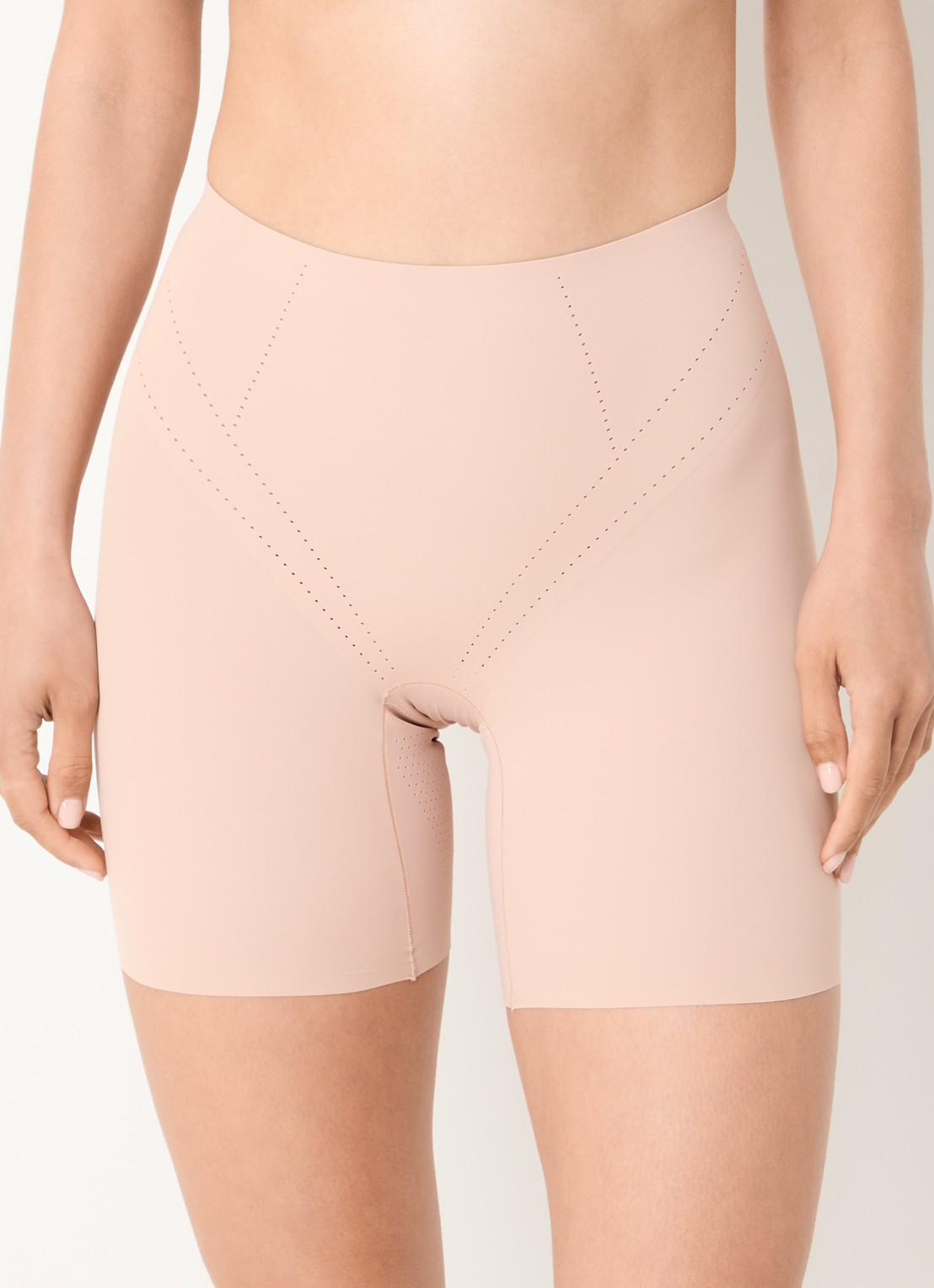 MAGIC Bodyfashion Dream Shaper corrigerende short - detail 3 creme