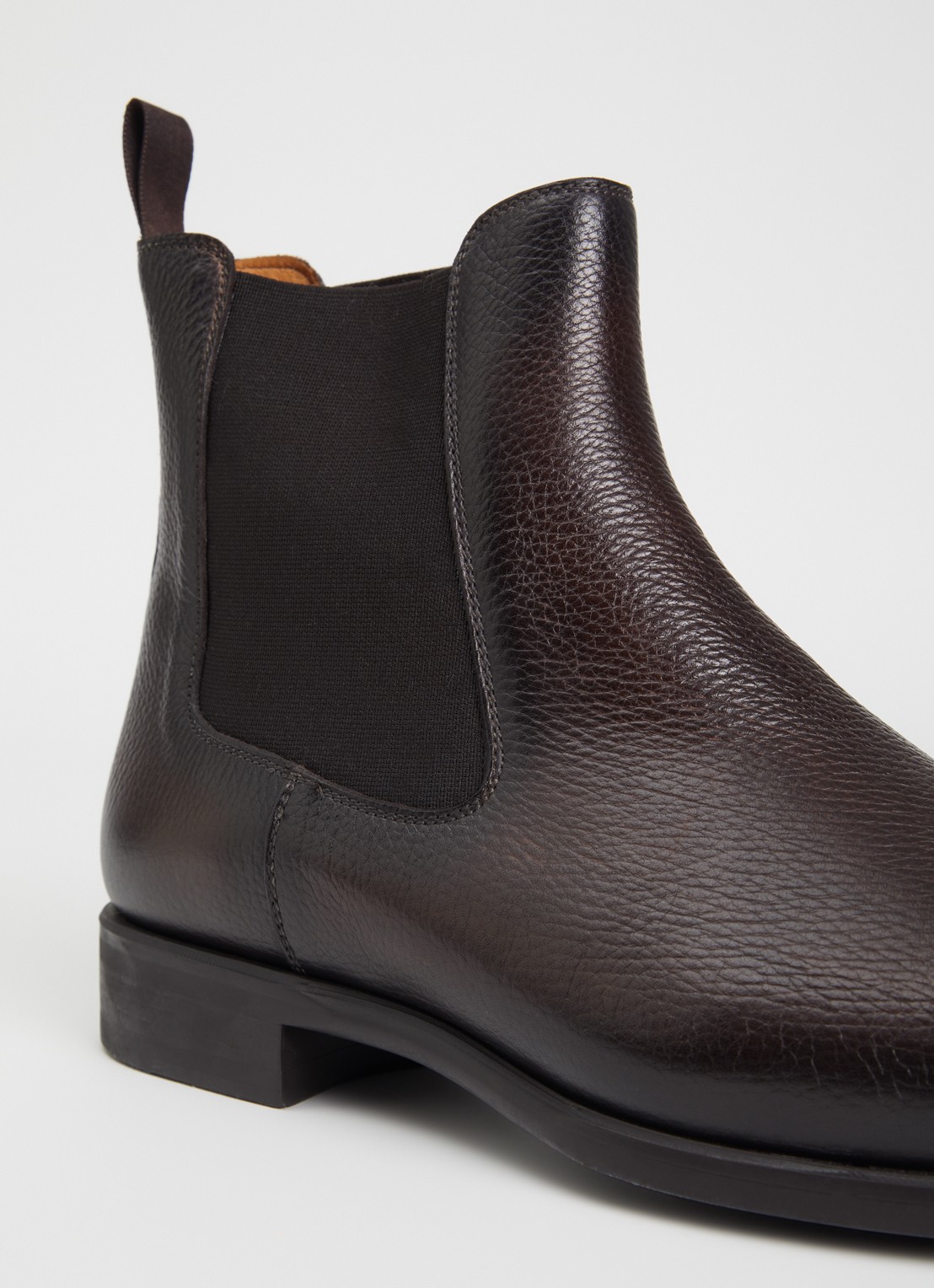 Magnanni Chelsea boot van leer - detail 3 kastanjebruin