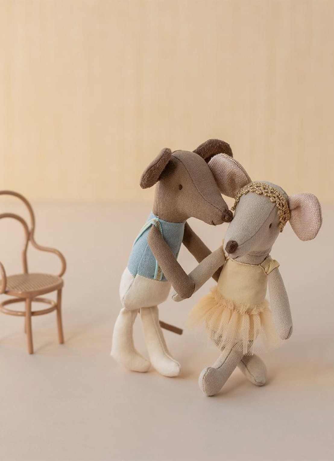 Maileg Big brother ballet muis 13 cm - voorkant 2 goud
