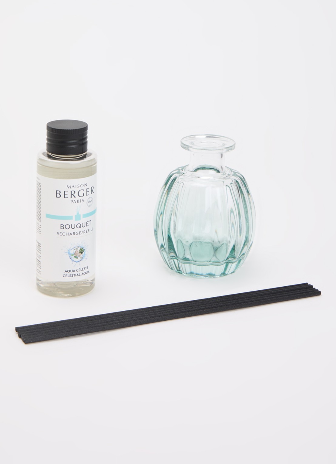 Maison Berger Celestial Aqua geurstokjes met navulling 100 ml  - voorkant 3 blauw