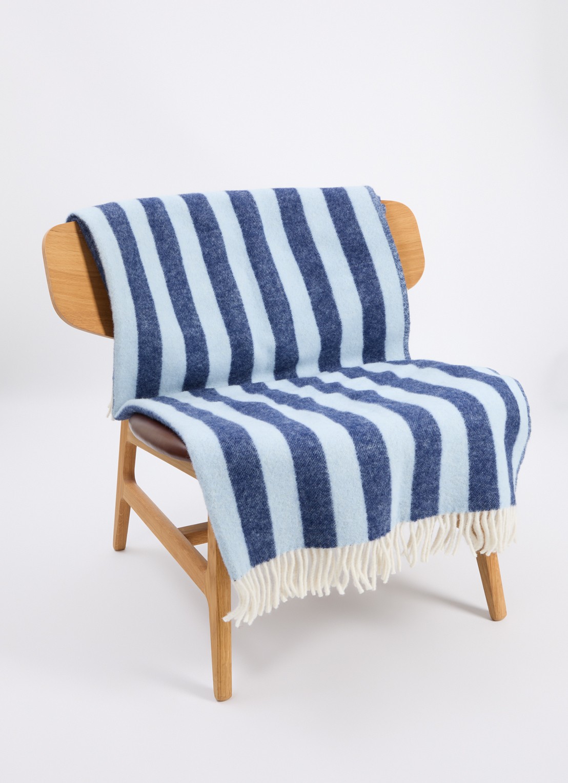 Maison Deux Plaid van wol 130 x 200 cm - voorkant 2 paars