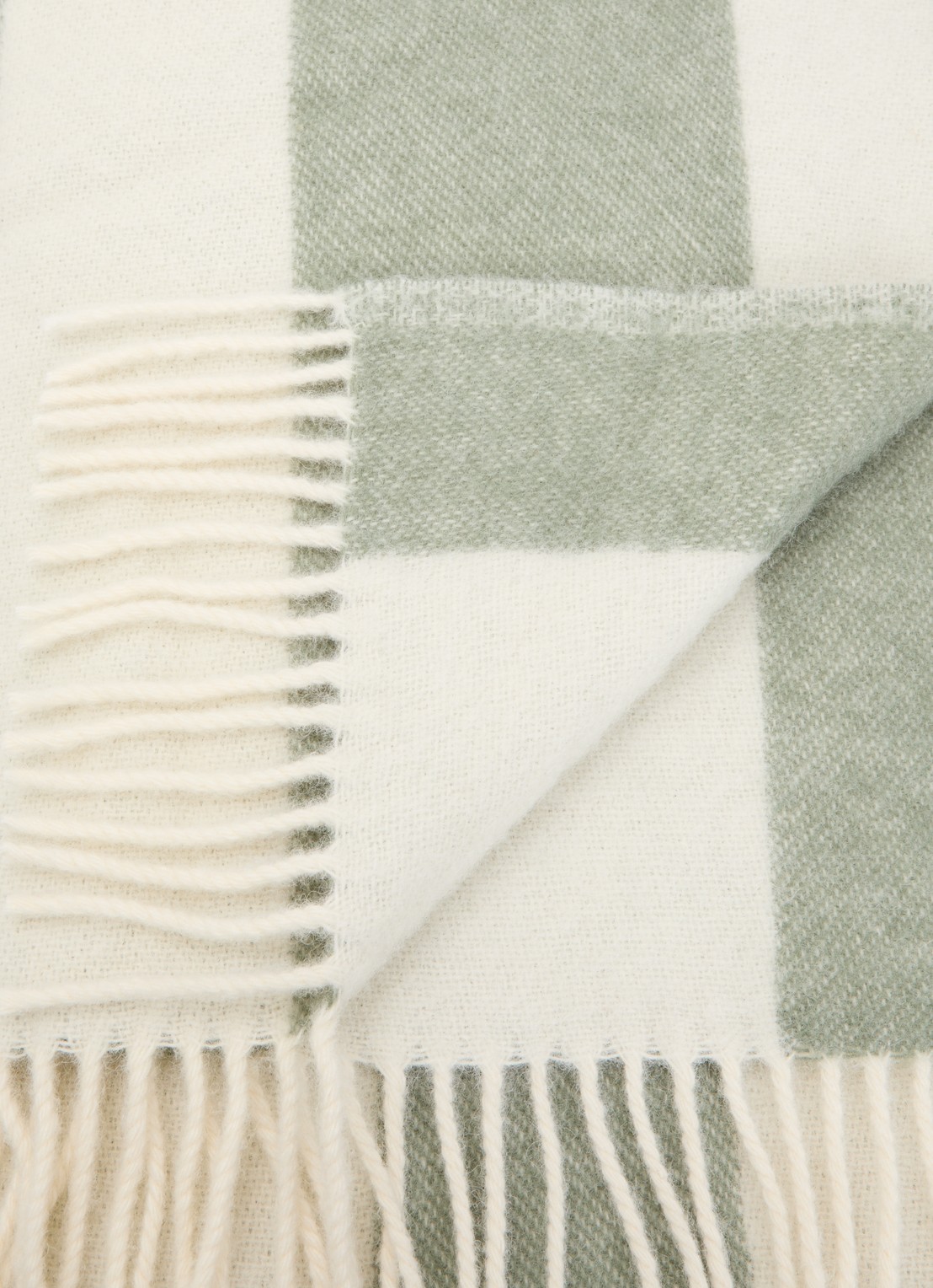 Maison Deux Plaid van wol 130 x 200 cm - detail 3 donkerblauw