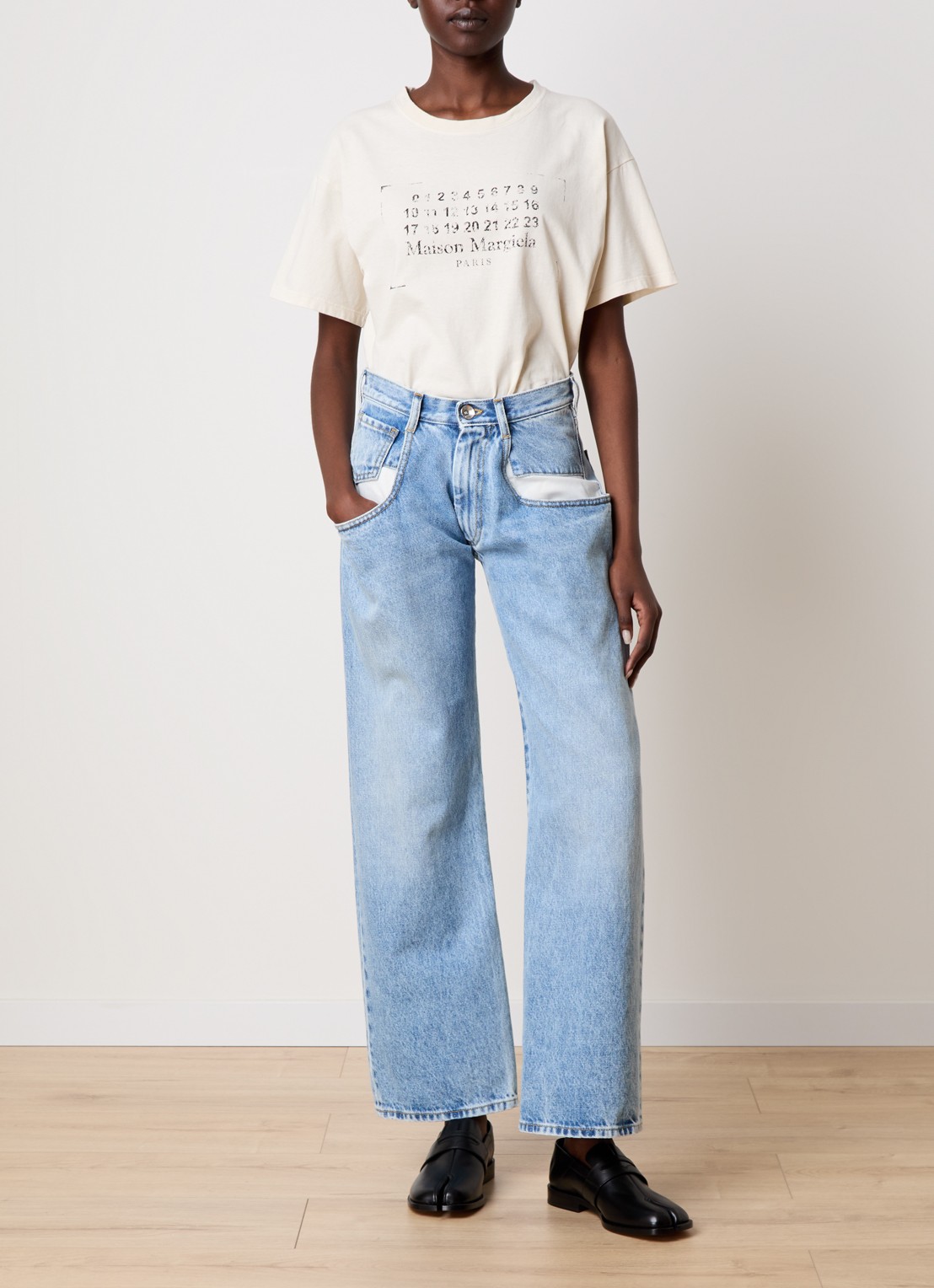 Maison Margiela High waist straight leg jeans met lichte wassing - voorkant 5 indigo