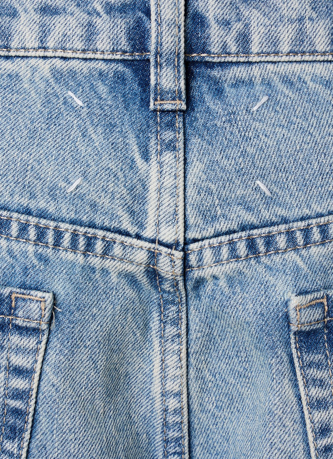 Maison Margiela High waist tapered jeans met steekzakken - detail 3 lichtblauw