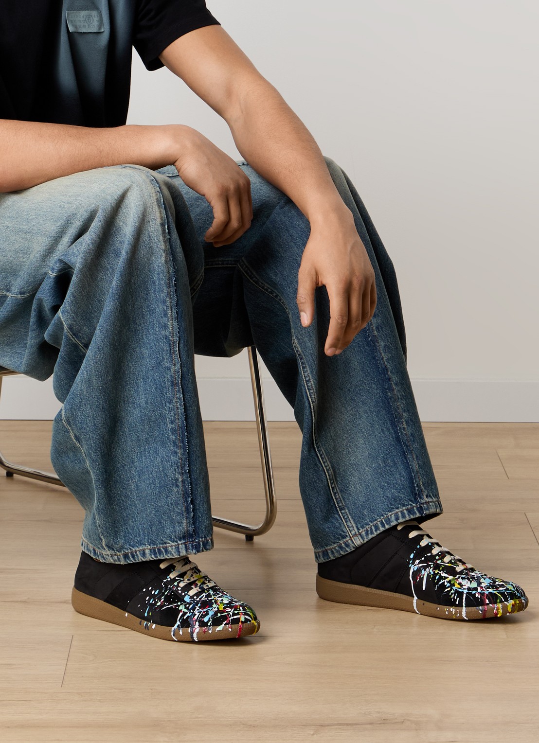 Maison Margiela Paint Replica sneaker van kalfsleer met details van kalfssuède - voorkant 2 zwart