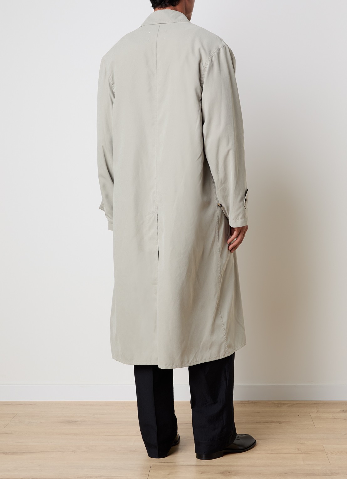 Maison Margiela Peach mantel met steekzakken - achterkant 6 zand