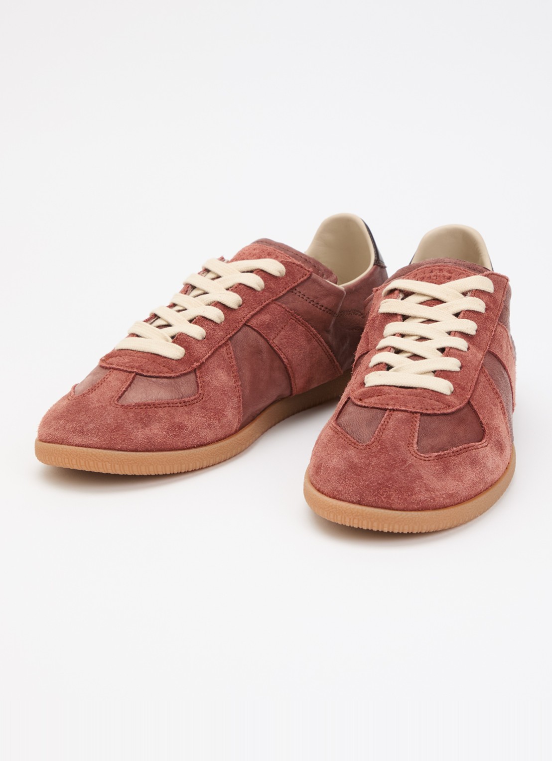 Maison Margiela Replica 6 sneaker met suède details - detail roestbruin