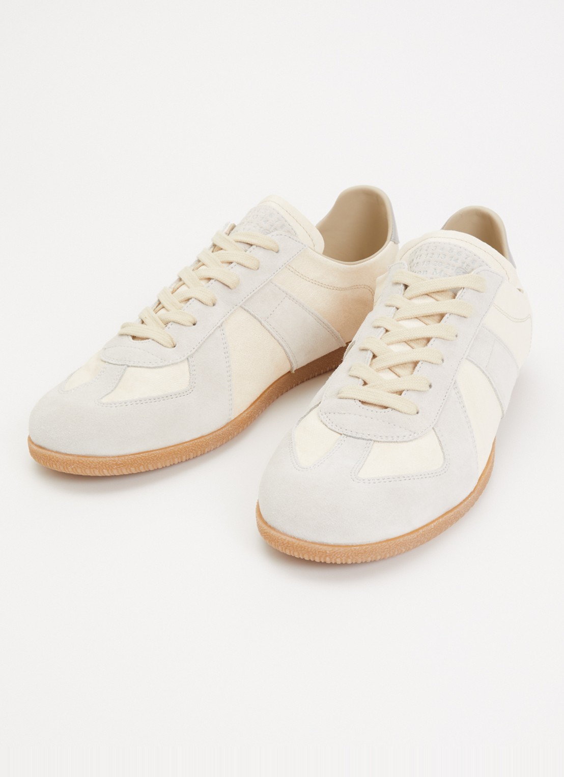 Maison Margiela Replica sneaker van kalfsleur met details van suède - detail creme