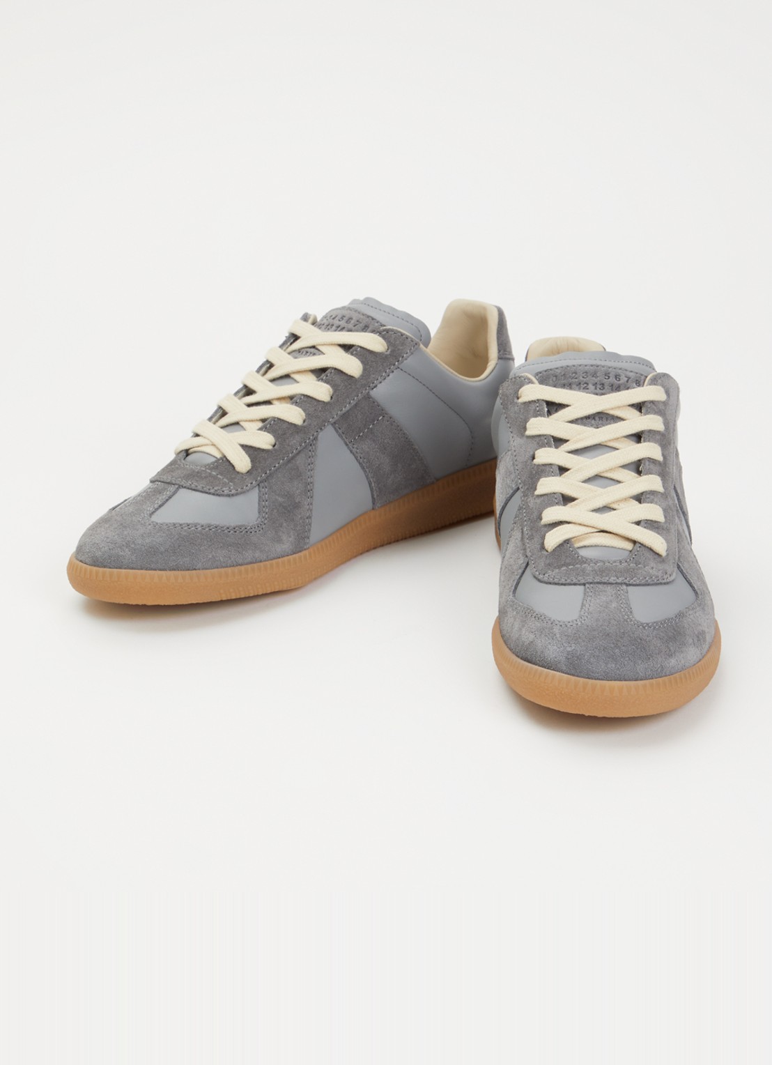 Maison Margiela Replica sneaker van lamsleer met details van kalfssuède - detail 2 grijs