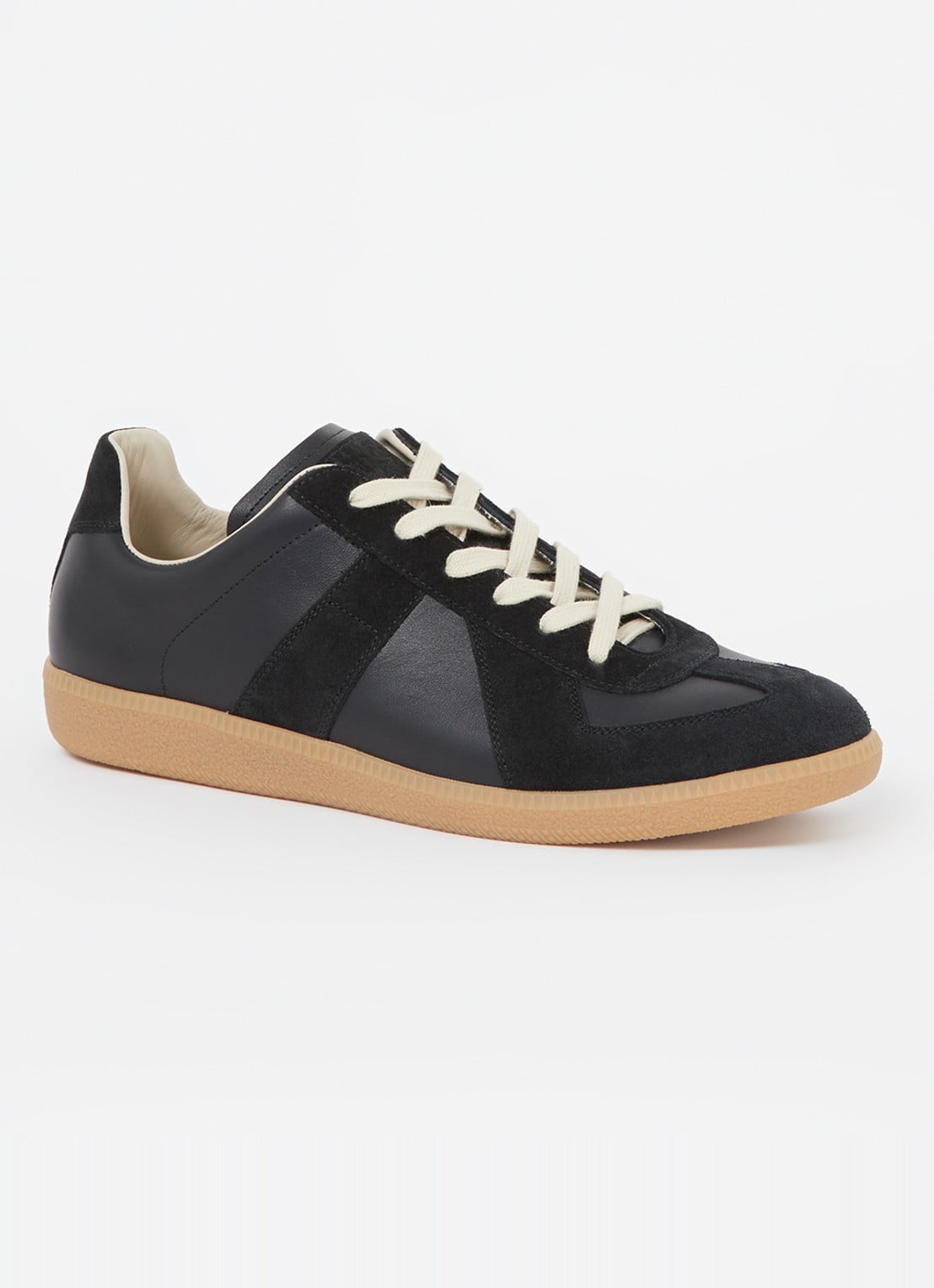 Maison Margiela Replica sneaker van lamsleer met kalfssuède details - voorkant zwart