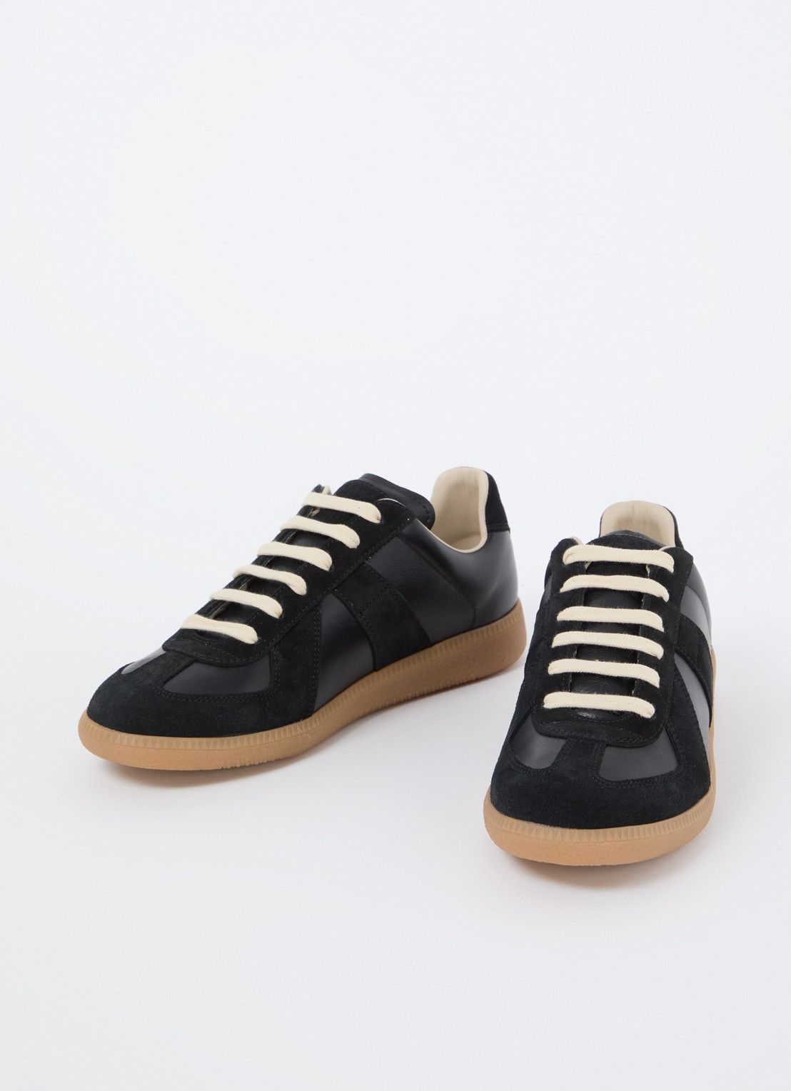 Maison Margiela Replica sneaker van lamsleer met kalfssuède details - detail 2 zwart