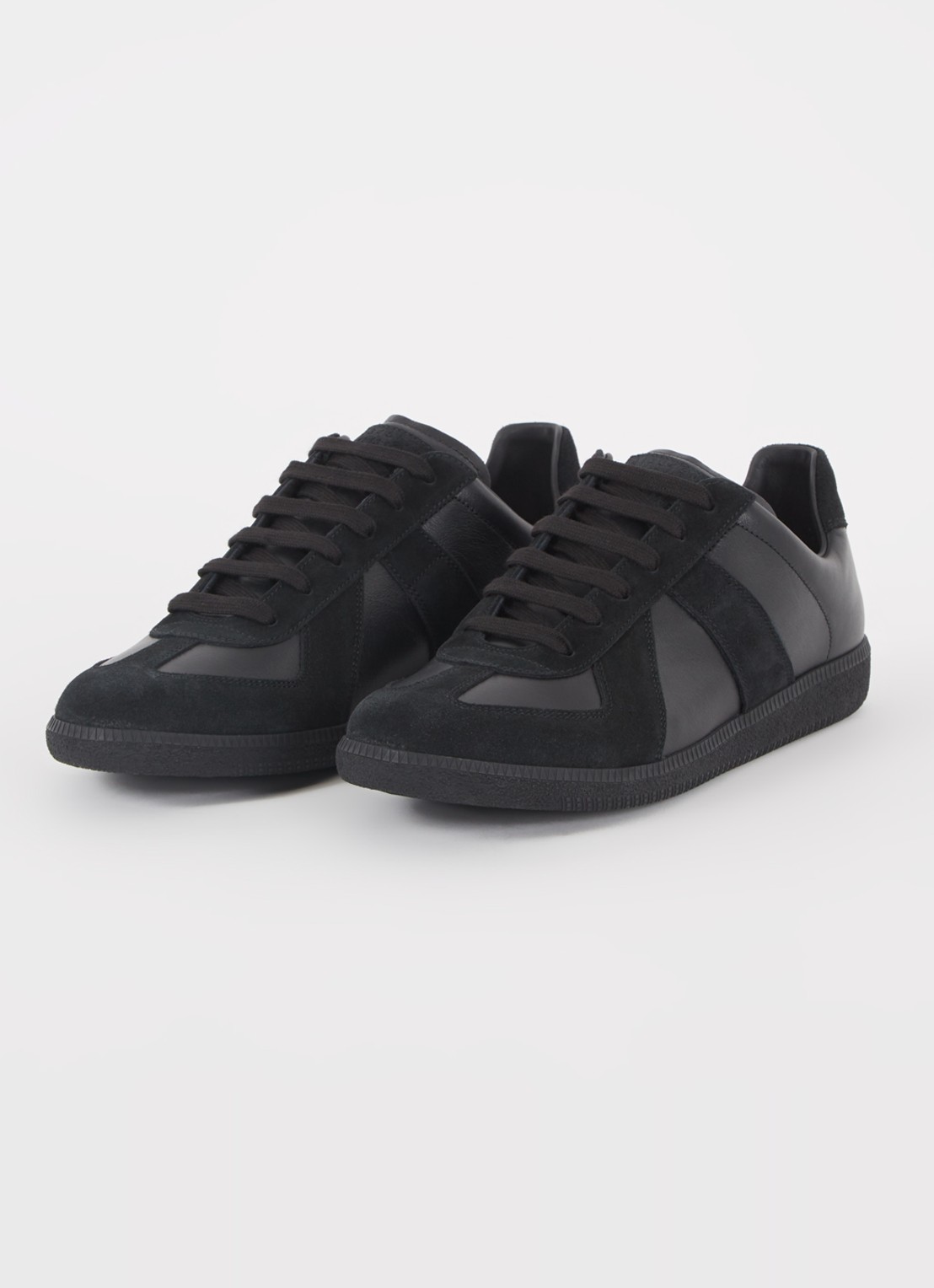 Maison Margiela Replica sneaker van lamsleer met suède details - detail 3 zwart