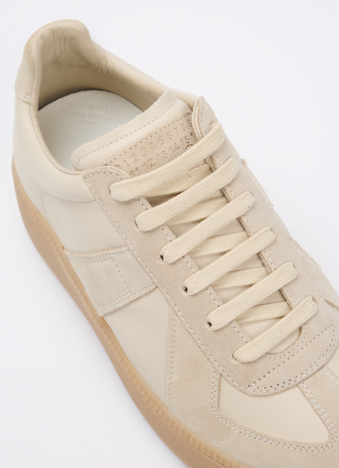 Maison Margiela Replica Wedge sneaker van kalfsleer met kalfssuède details - detail 5 beige