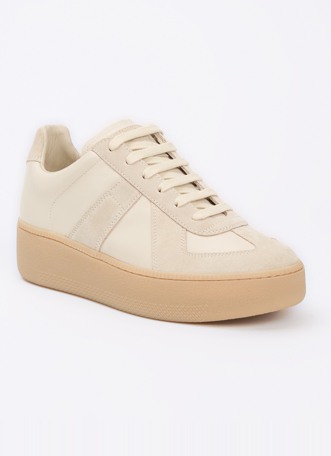 Maison Margiela Replica Wedge sneaker van kalfsleer met kalfssuède details - voorkant 6 beige