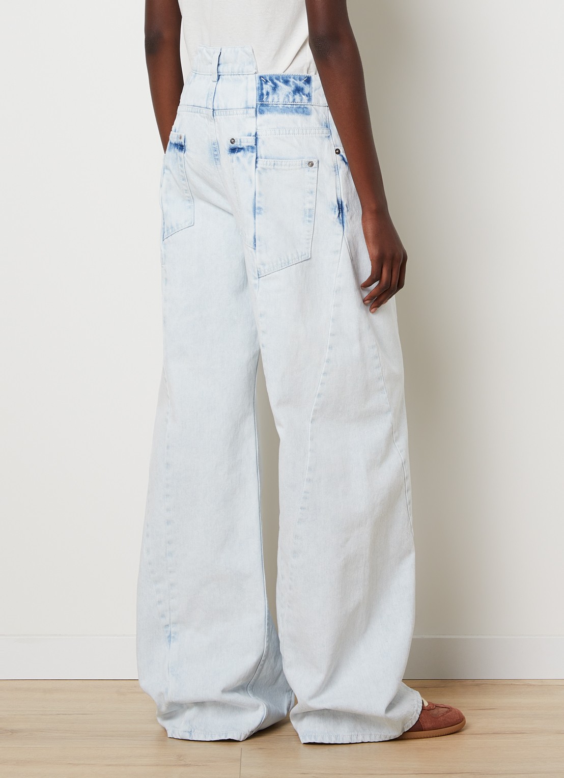 Maison Margiela Spliced high waist balloon jeans met lichte wassing - achterkant 4 indigo