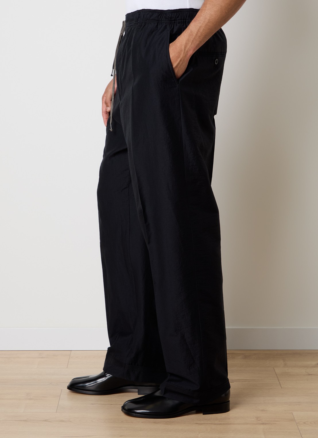 Maison Margiela straight fit broek in zijdeblend met steekzakken - detail 3 blauw