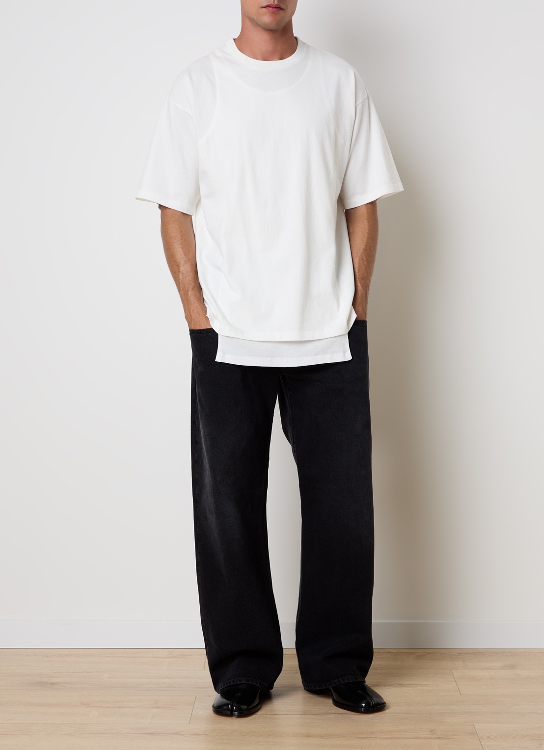 Maison Margiela T-shirt met ronde hals - voorkant 2 gebroken wit