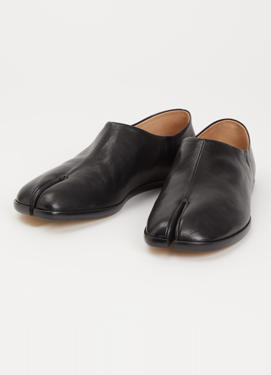 Maison Margiela Tabi Babouche slip-on van leer - detail zwart