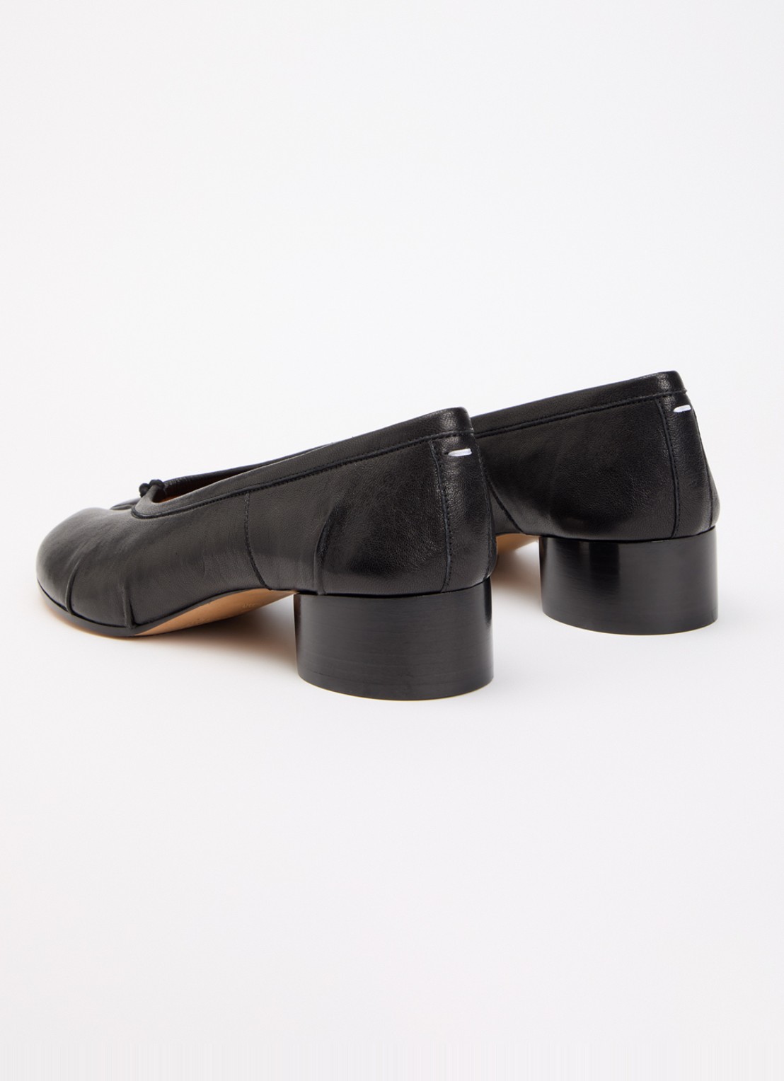 Maison Margiela Tabi ballerina van leer - achterkant zwart