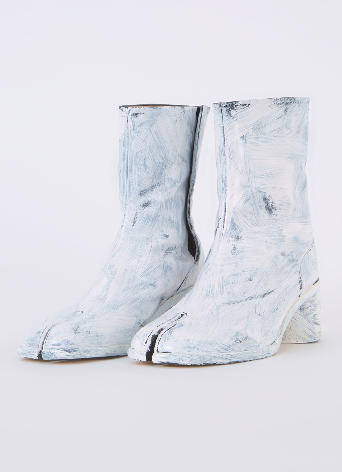Maison Margiela Tabi Bianchetto enkellaarsje van leer - detail 4 wit