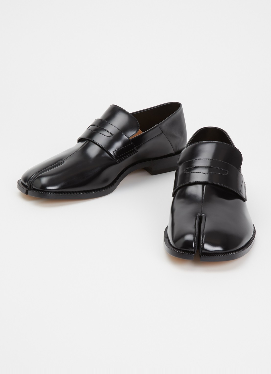 Maison Margiela Tabi loafer van kalfsleer - detail 4 zwart