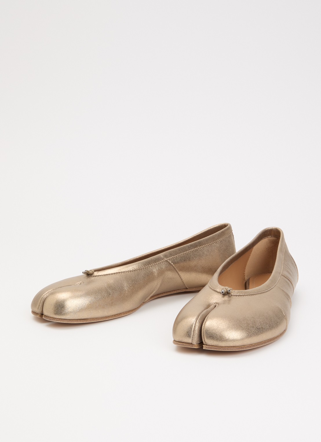 Maison Margiela Tabi New ballerina van geitenleer met metallic finish - detail 3 goud