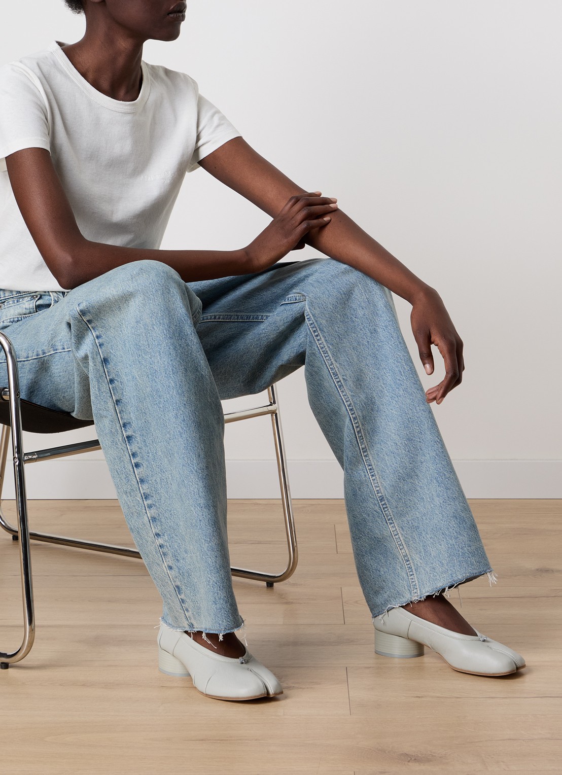 Maison Margiela Tabi pump van lamsleer - voorkant 6 lichtgrijs