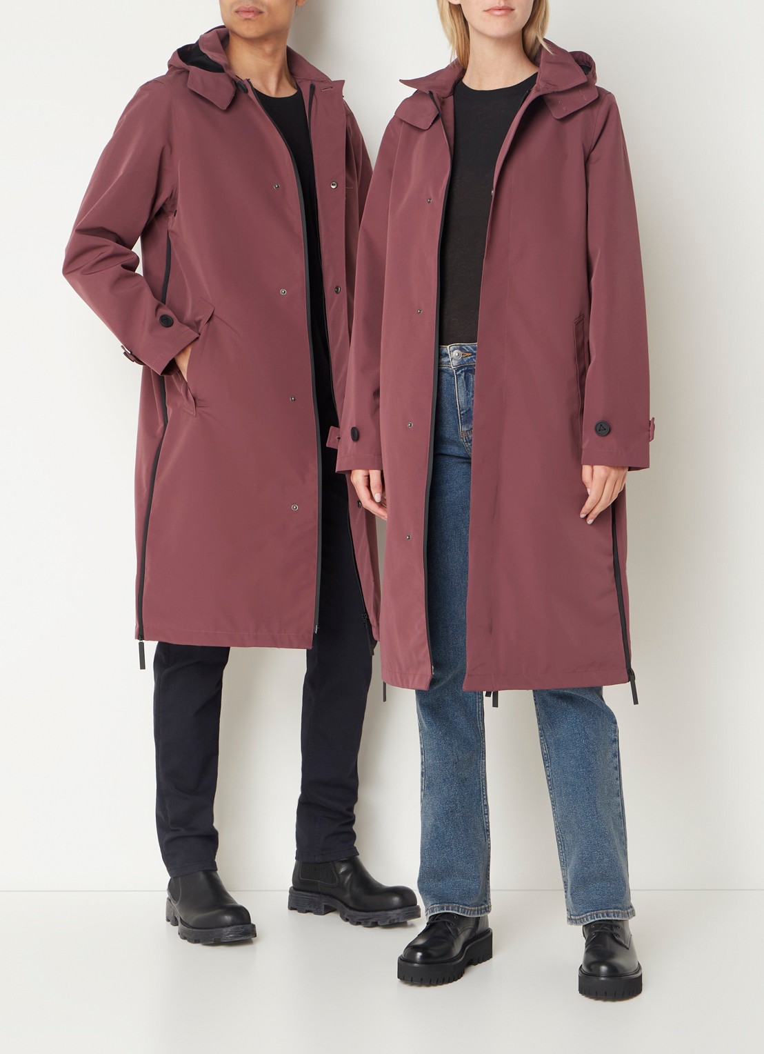 Maium Mac regenjas met afneembare capuchon en klepzakken - unisex - voorkant 6 bordeauxrood