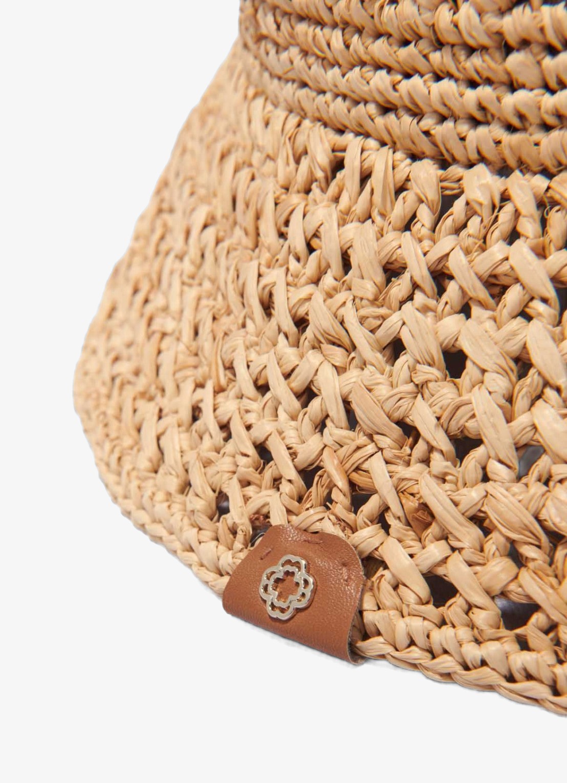 Maje Bucket hoed van raffia - detail 3 camel