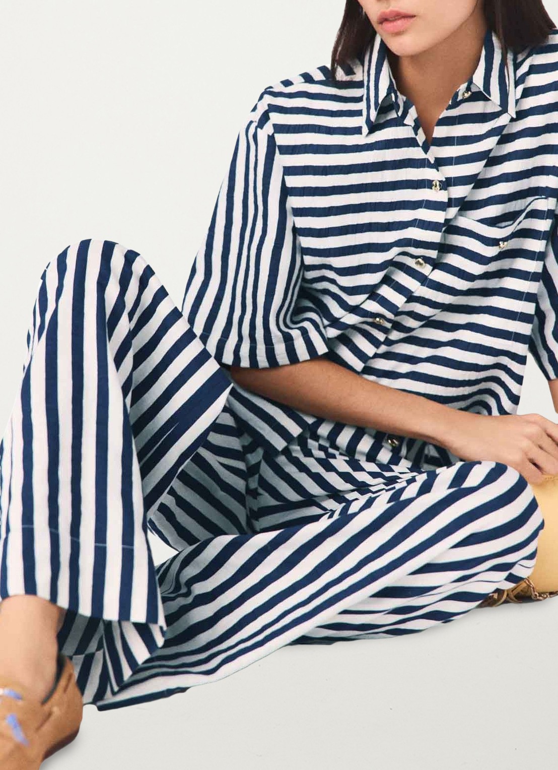 Maje Calais blouse met streepprint - detail 4 donkerblauw
