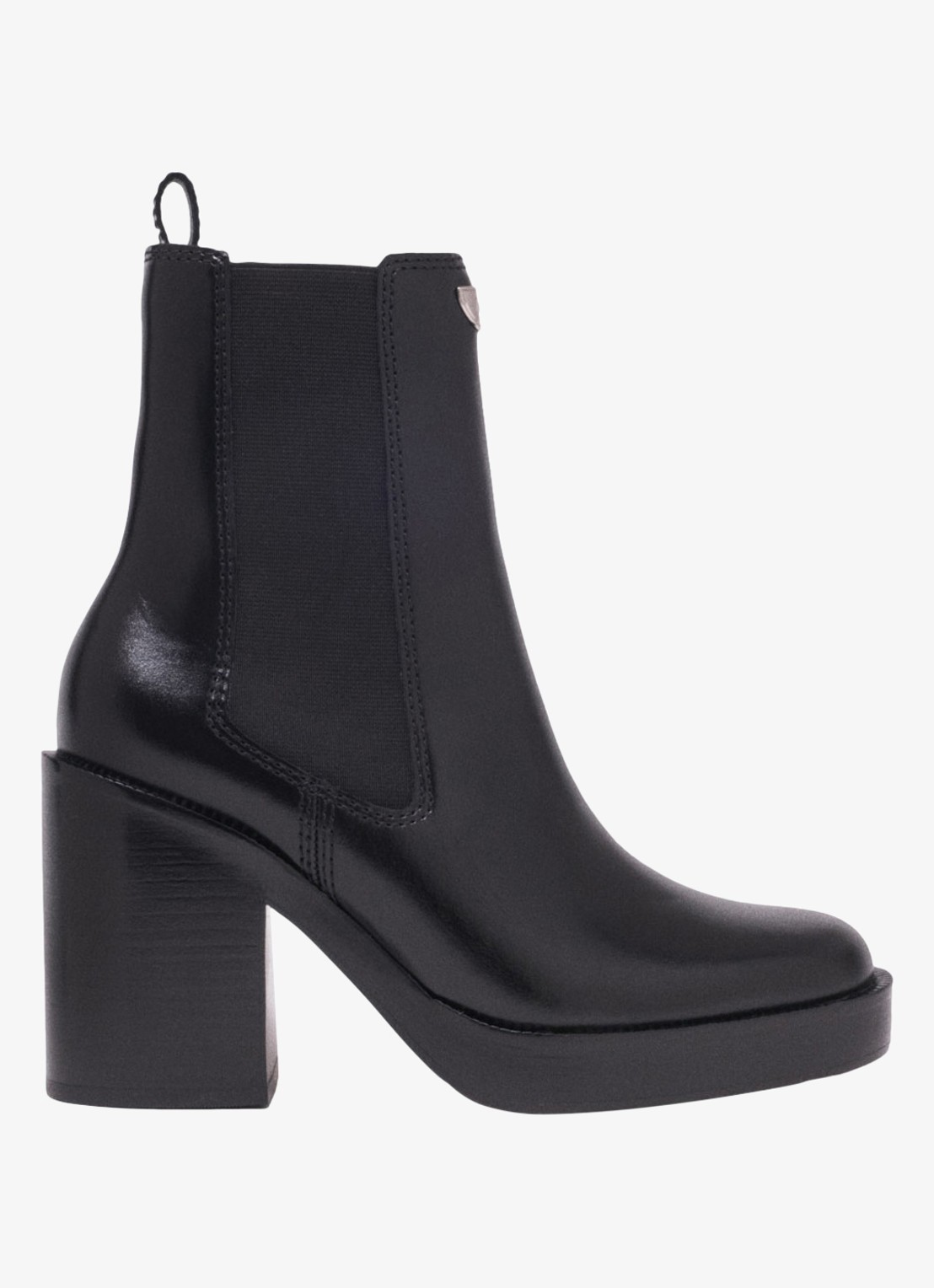 Maje Chelsea boot van leer - voorkant 5 jeans